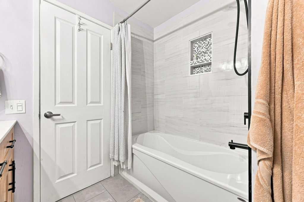 6 Varcourt Place NW