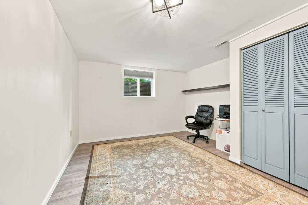 6 Varcourt Place NW