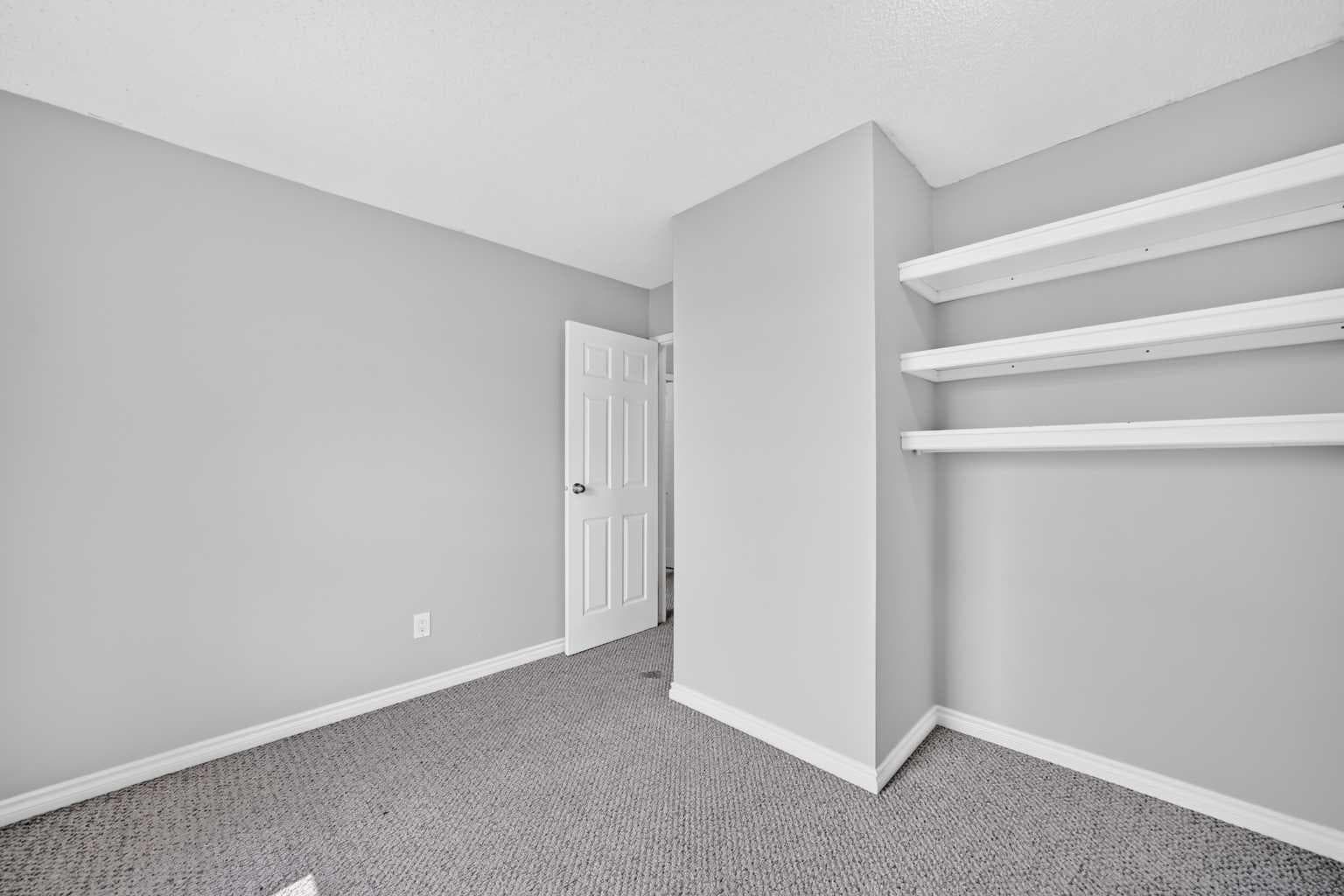 163, 6915 Ranchview Drive NW