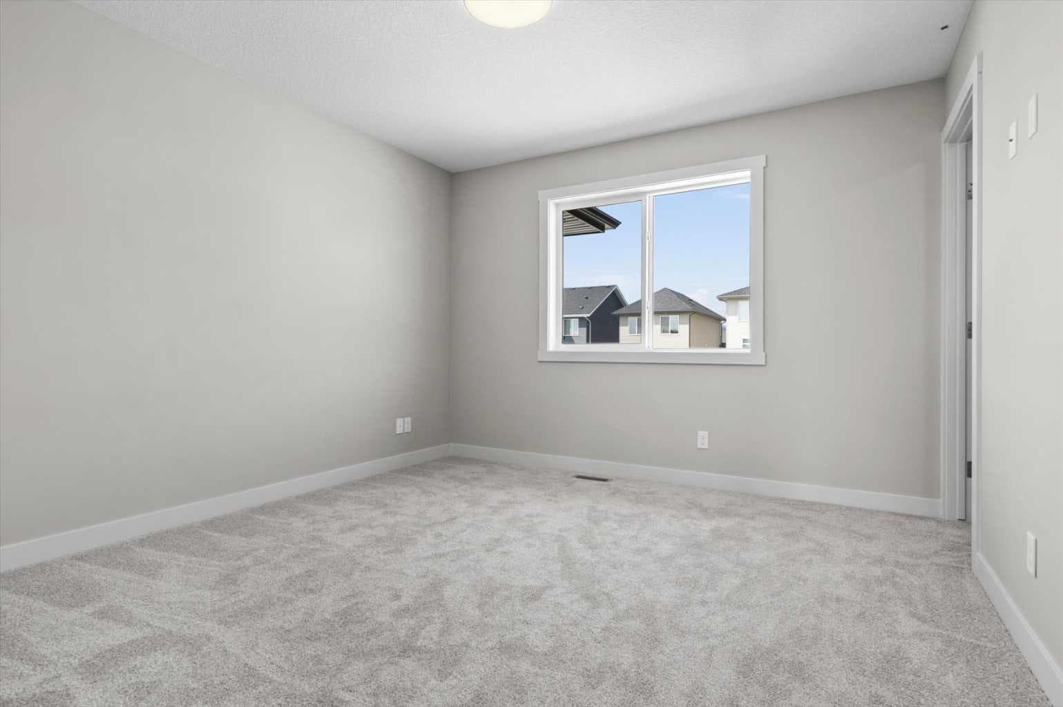 39 Agate Road 