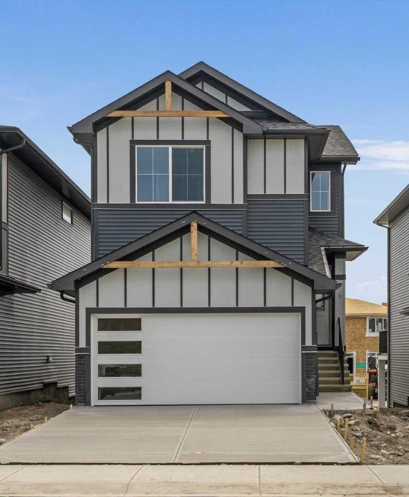 8 Topaz Place 