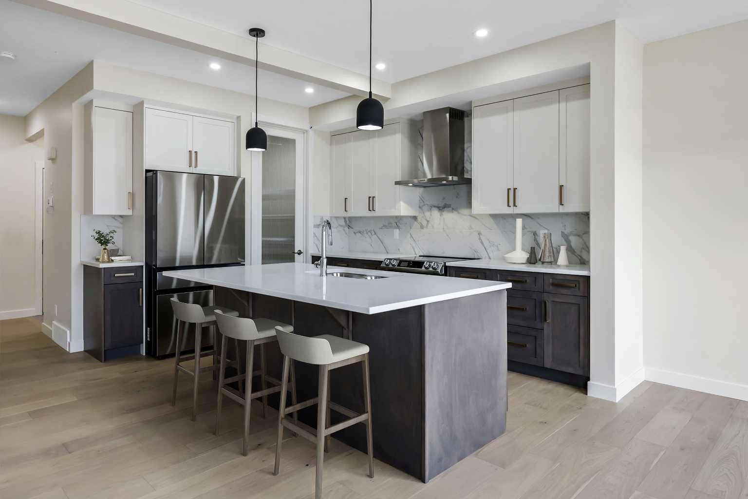 8 Topaz Place 