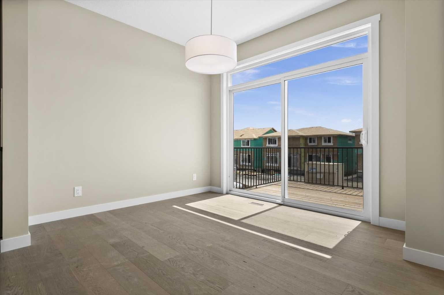 4 Topaz Place 