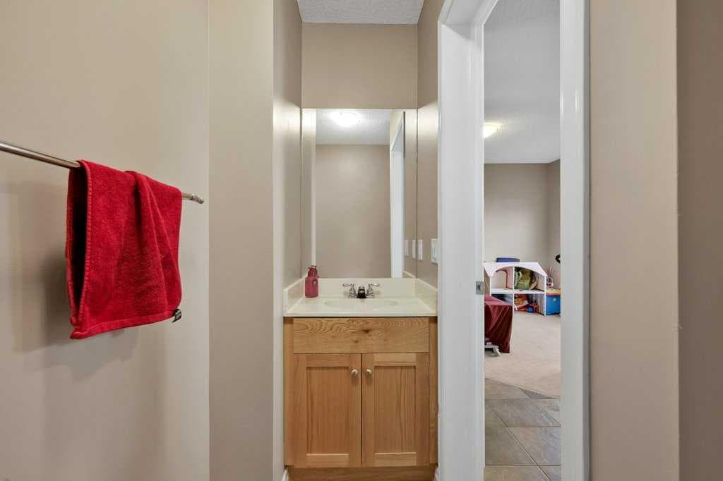 #1201, 2384 Sagewood Gate SW