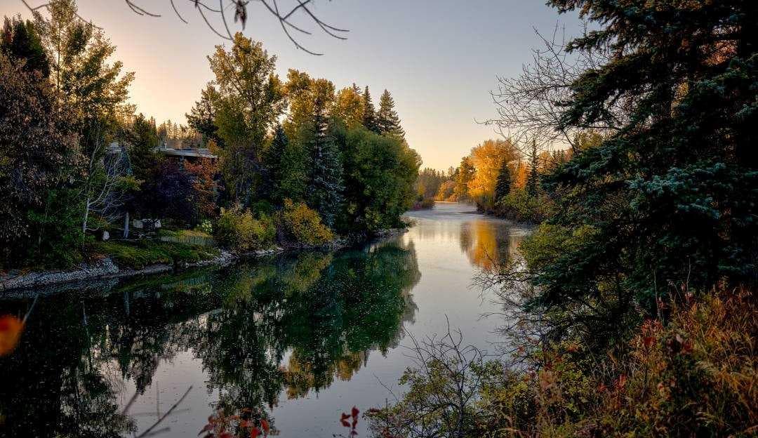 3802 8A Street SW