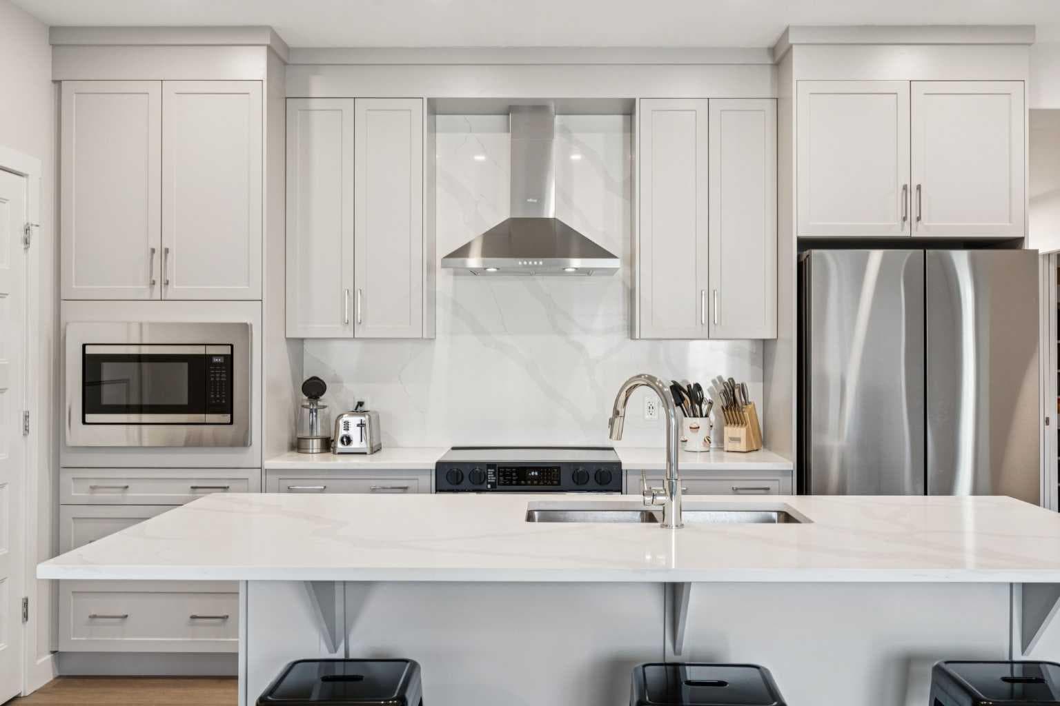 2307, 2117 81 Street SW