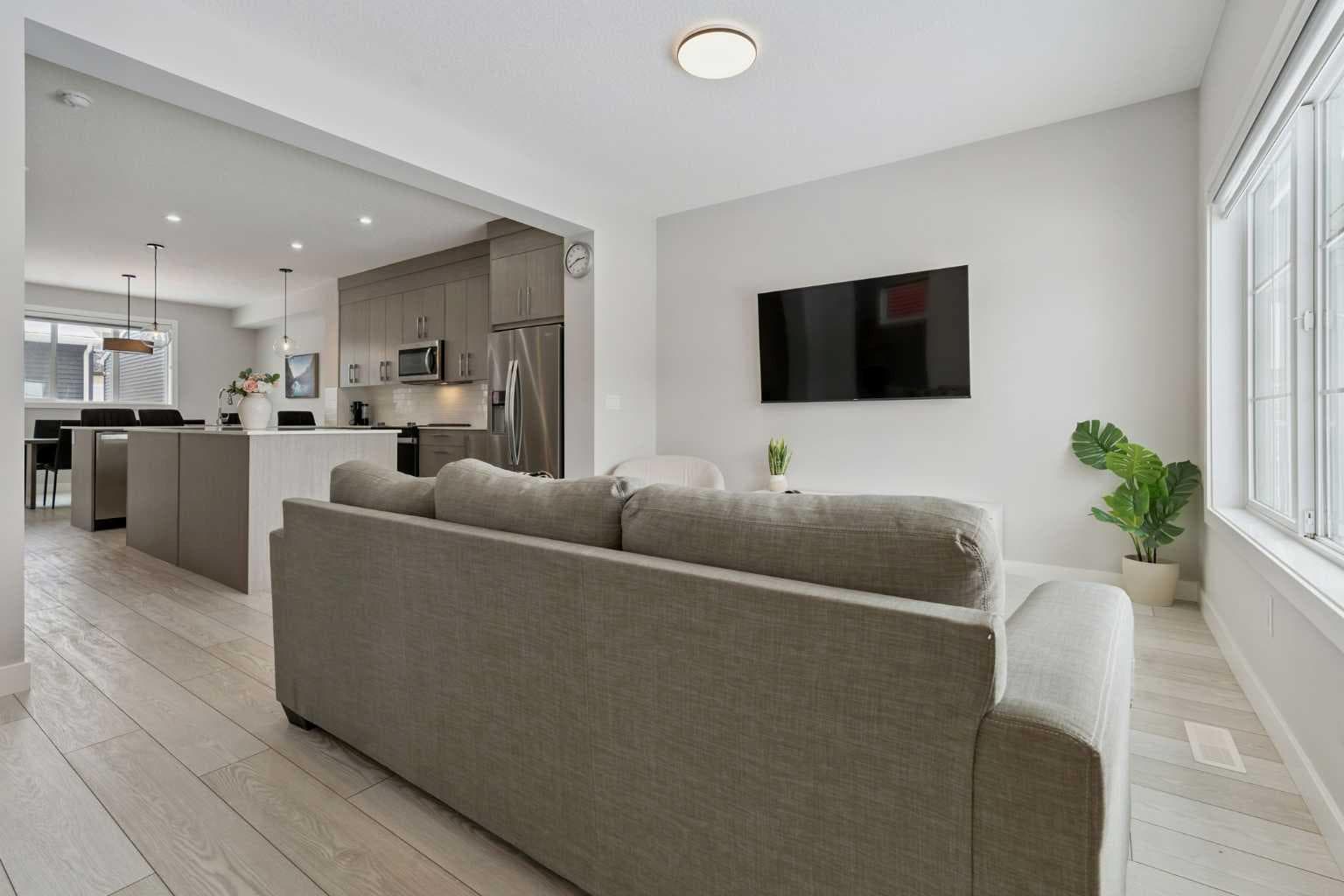 556 Chelsea Gardens 