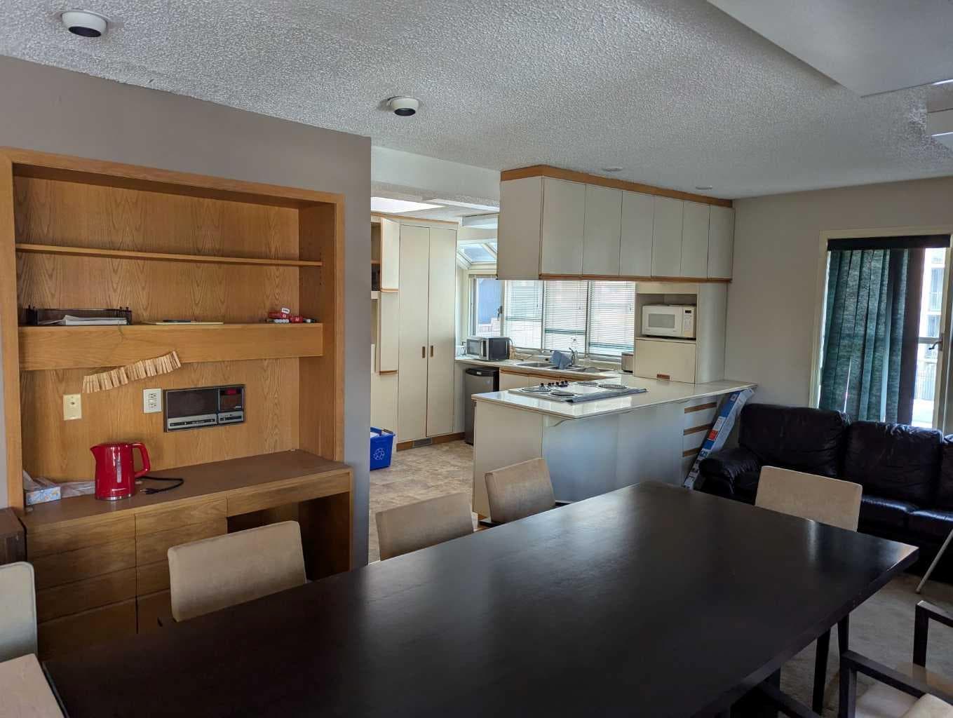 1401 2 Street SW