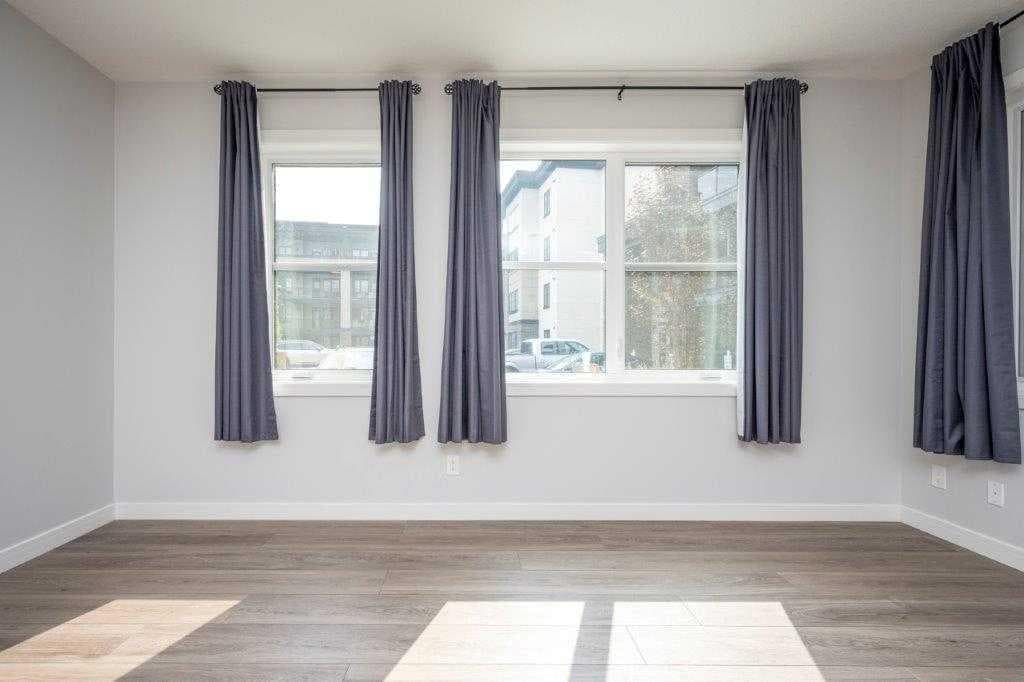 3103, 80 Greenbriar Place NW