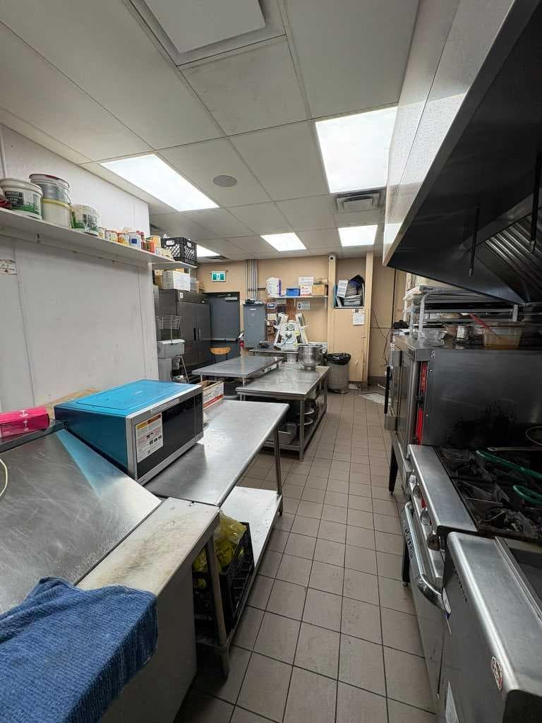 30 Savanna Cres Crescent NE