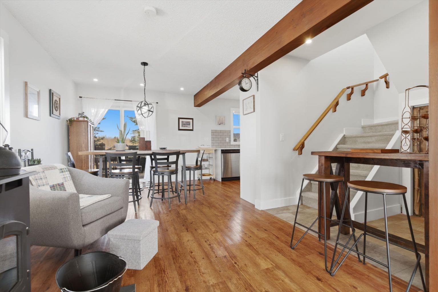 212 Cottageclub Crescent 