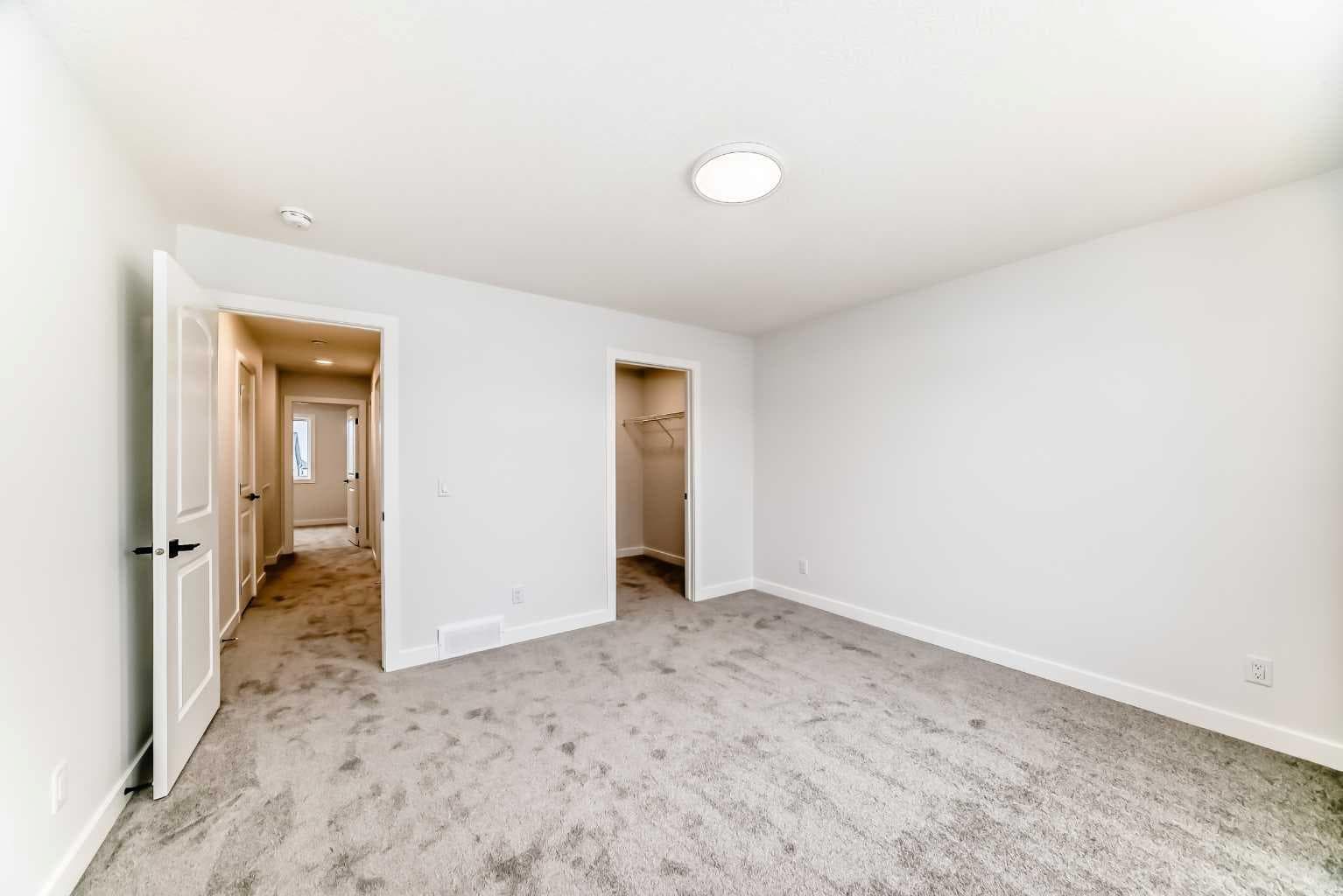 48 Monarch Bend 