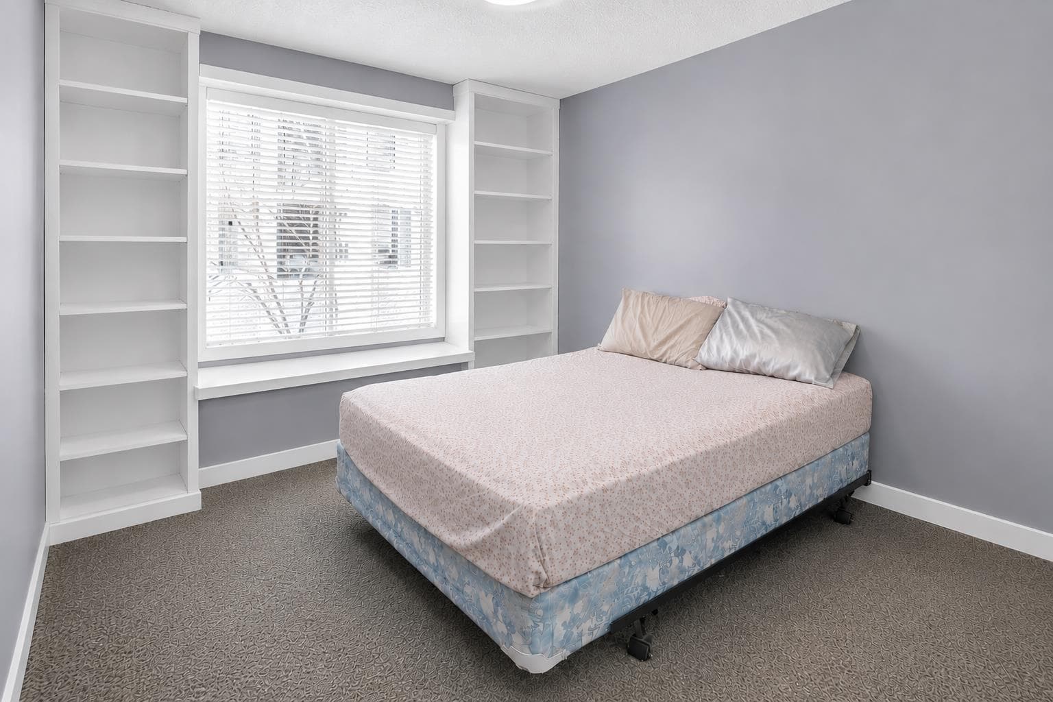 203, 345 Rocky Vista Park NW