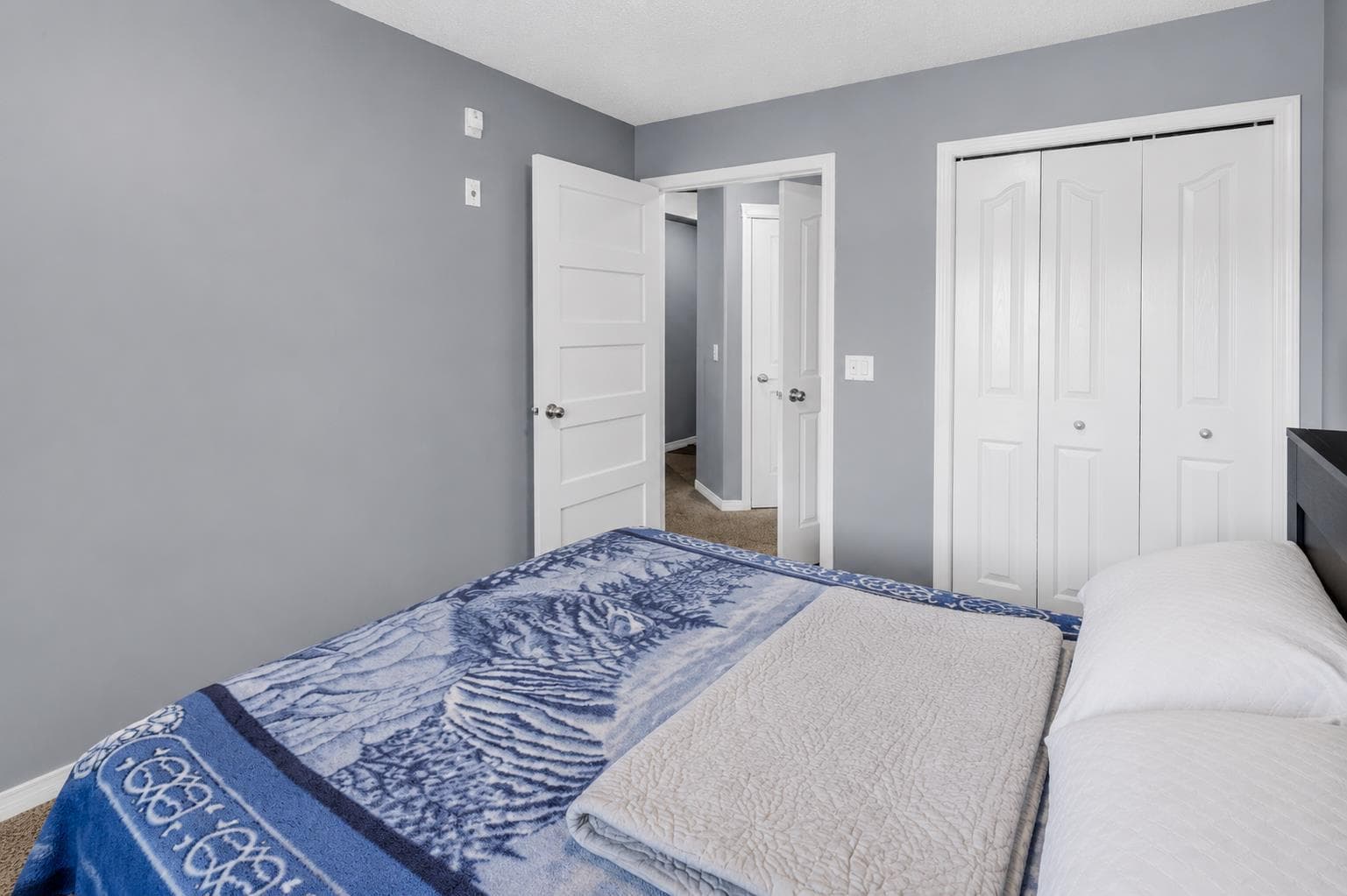 203, 345 Rocky Vista Park NW