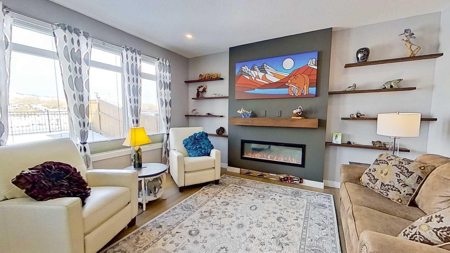 163 Sundown Crescent 