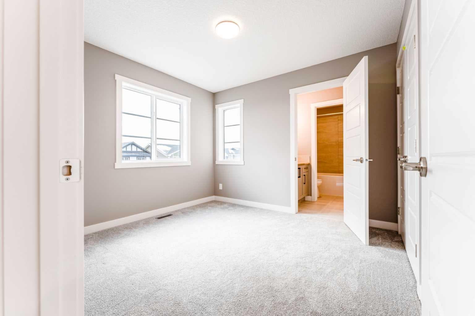 99 Waterford Mews 