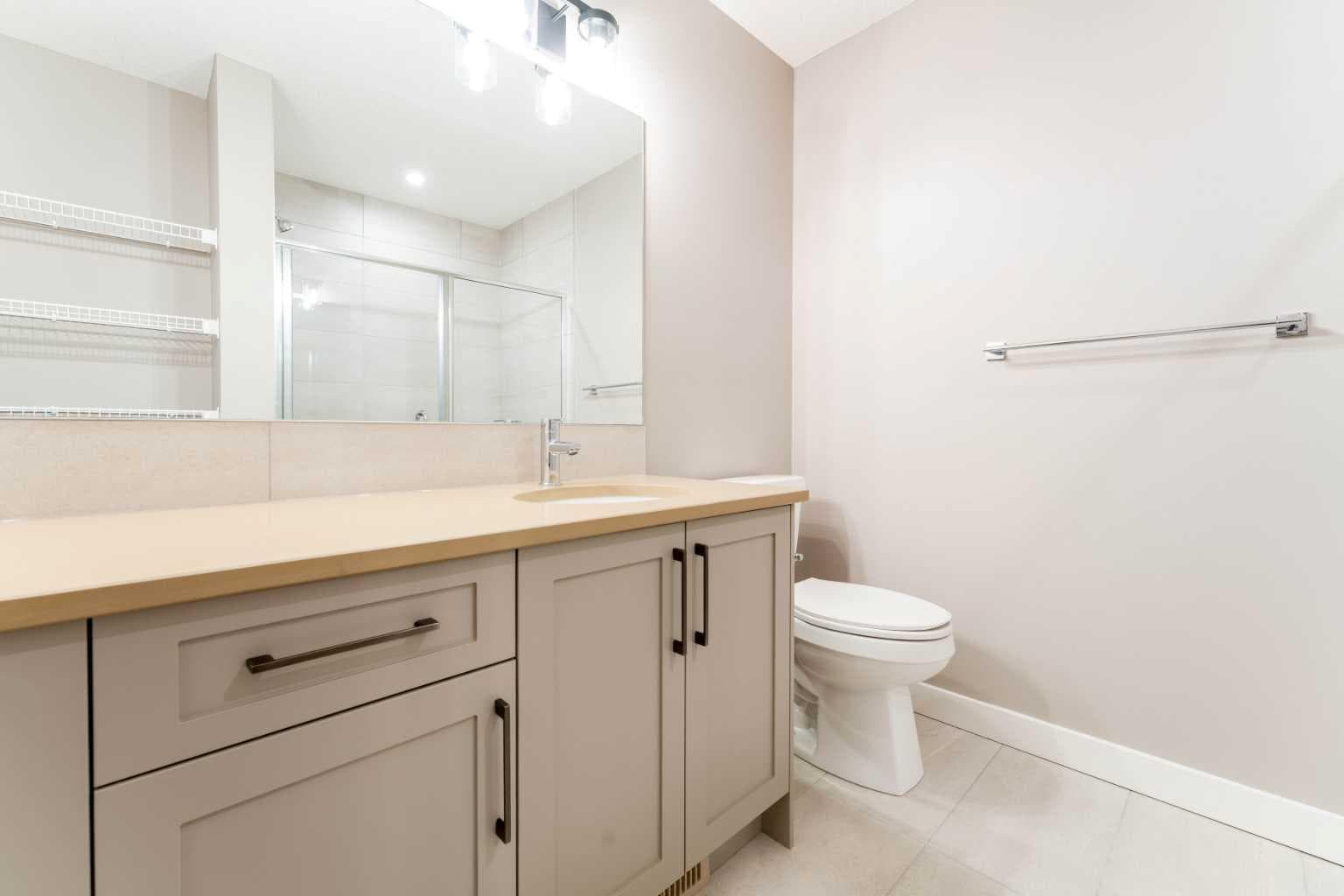 99 Waterford Mews 