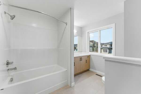 2161 Bayview Drive SW