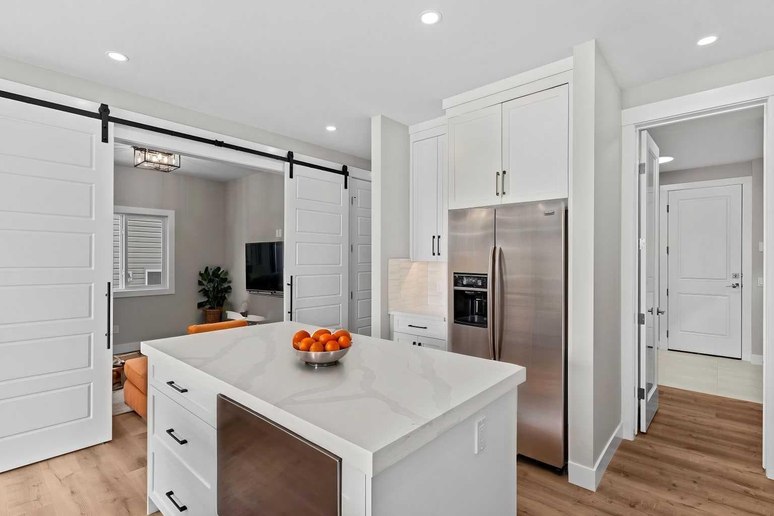 160 Vantage Drive 