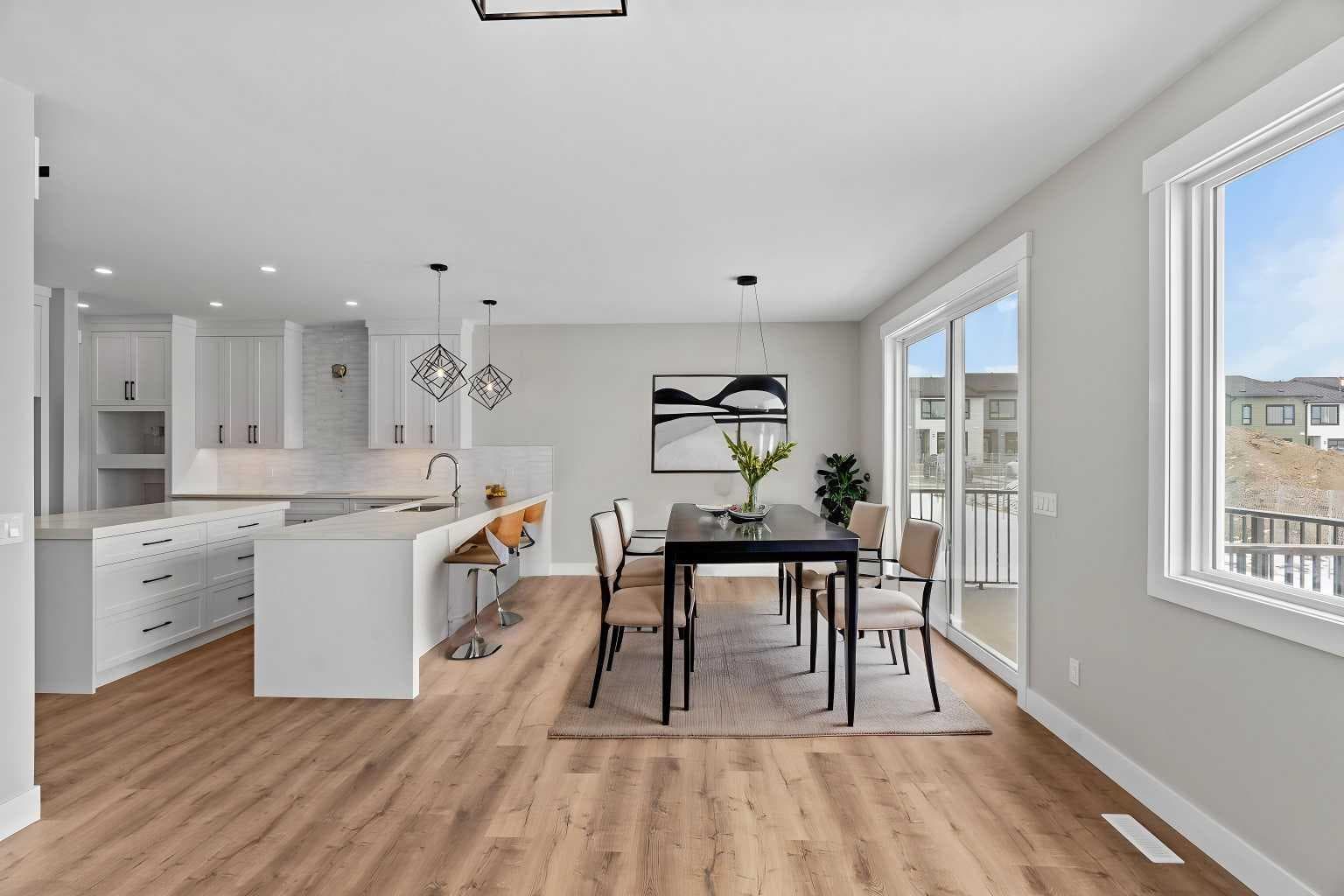 160 Vantage Drive 