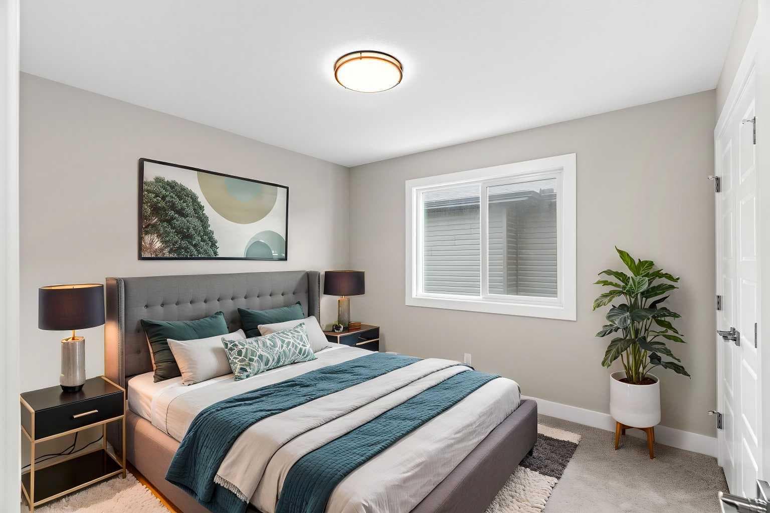 160 Vantage Drive 