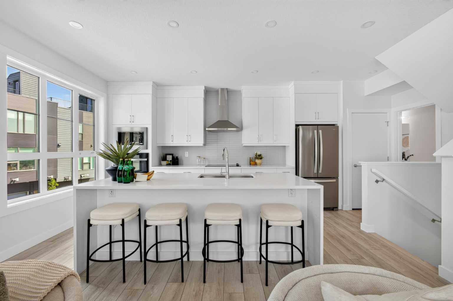 604 Sovereign Common SW