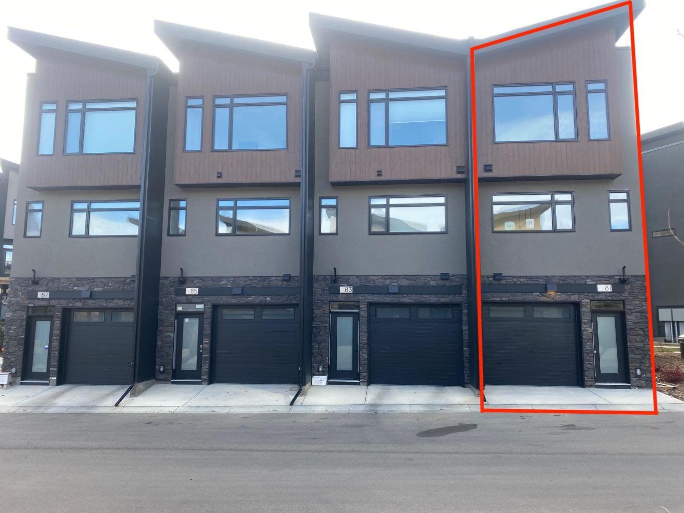 81 Royal Elm Green NW
