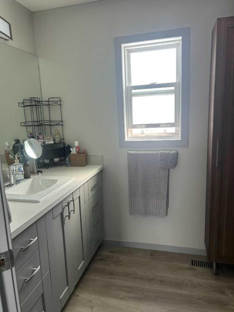 270165 Range Road 291  SE