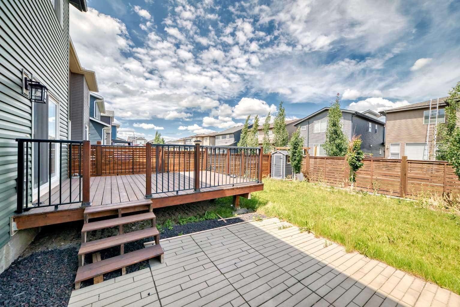80 Howse Manor NE
