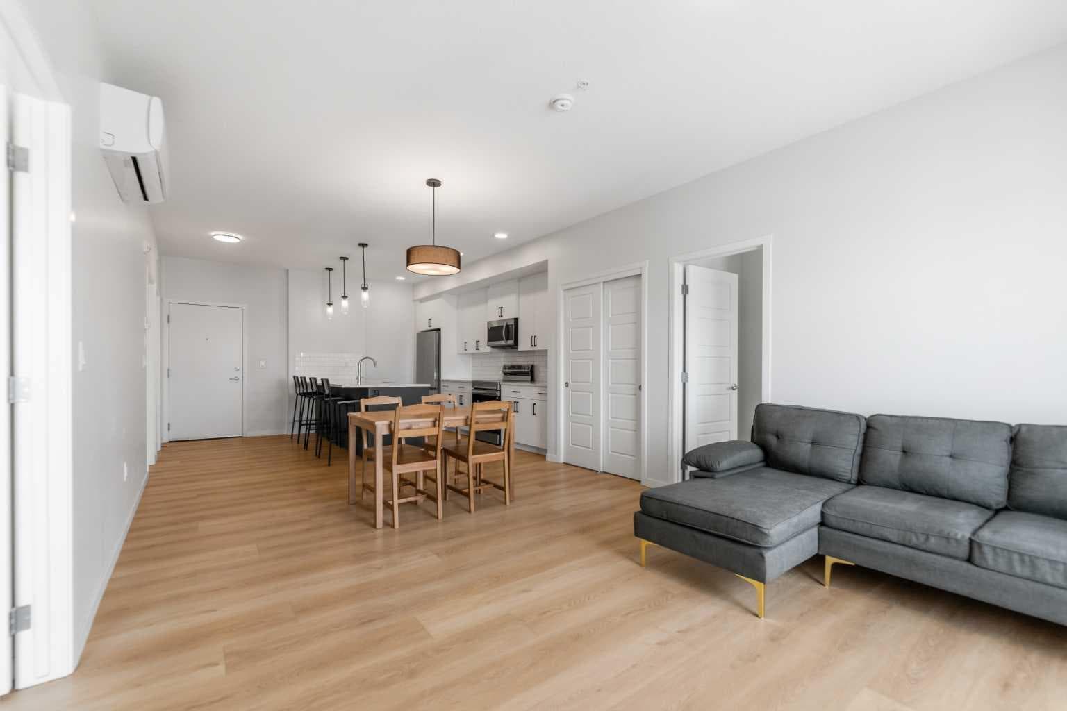 6403, 20295 Seton Way SE