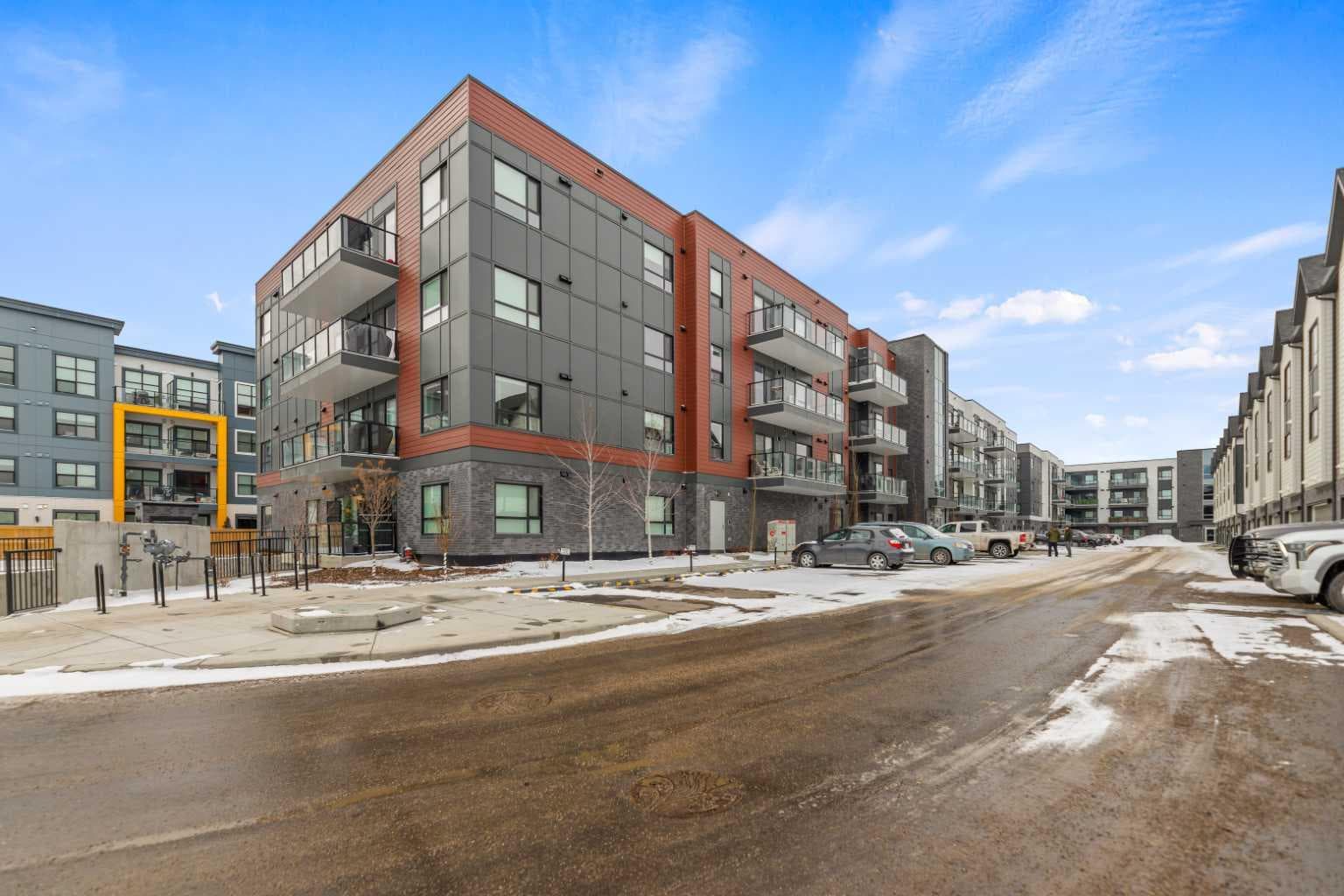 6403, 20295 Seton Way SE