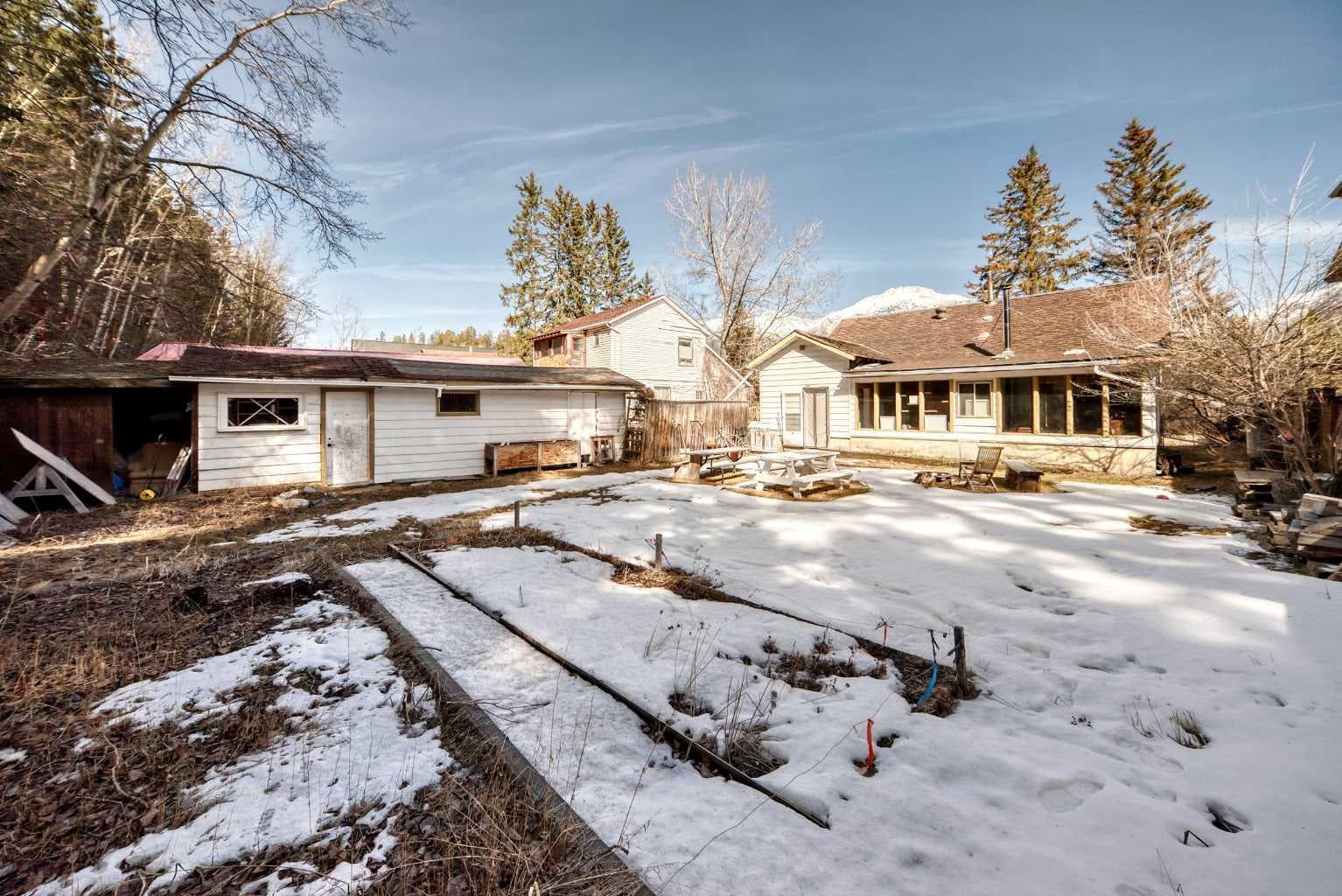 231 Three Sisters Drive 