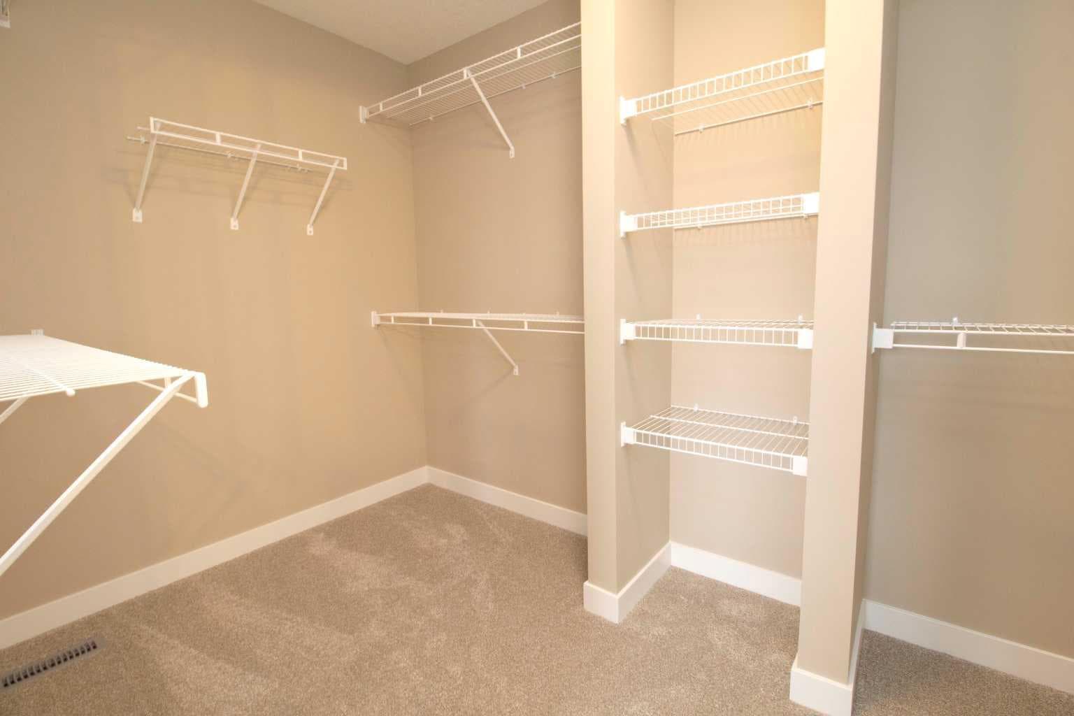 115 Sundown Crescent 