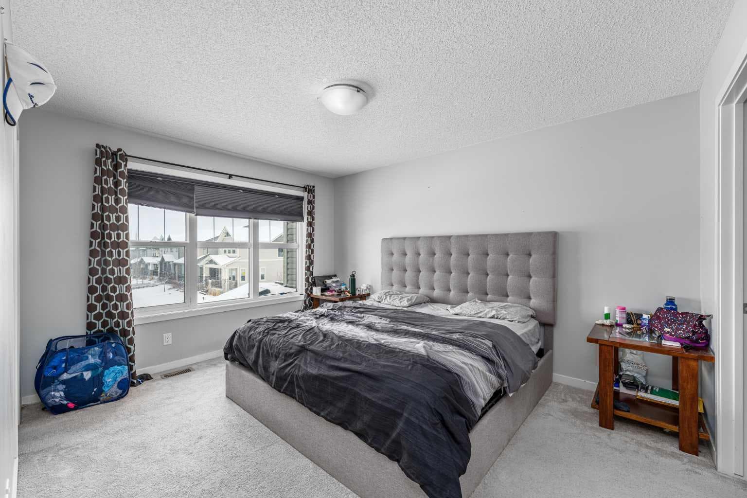 313 Hillcrest Road SW