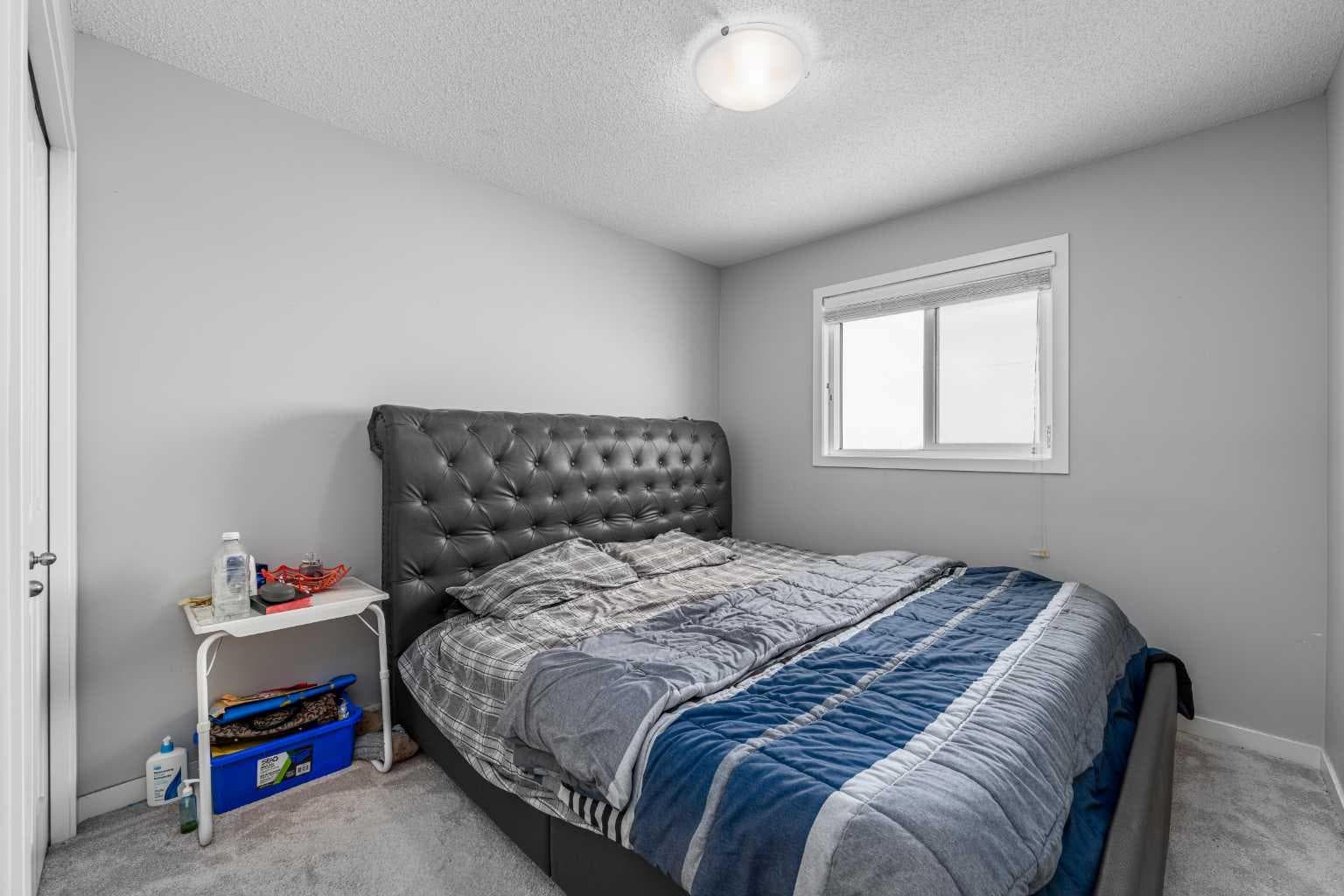 313 Hillcrest Road SW