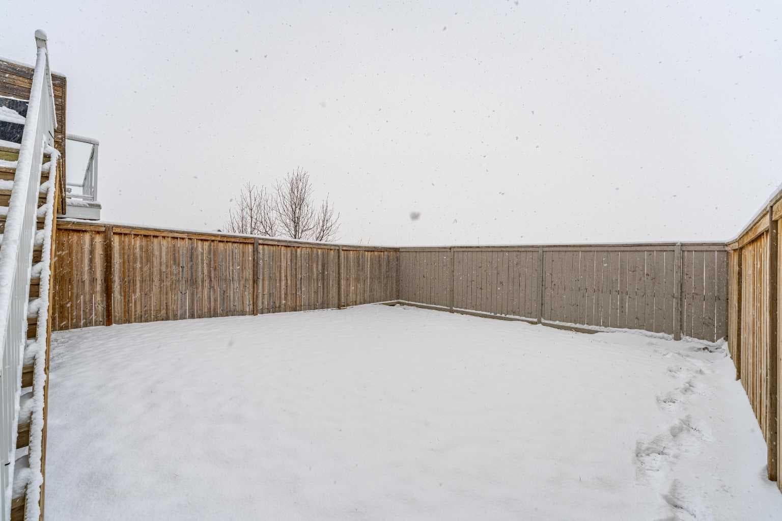 313 Hillcrest Road SW