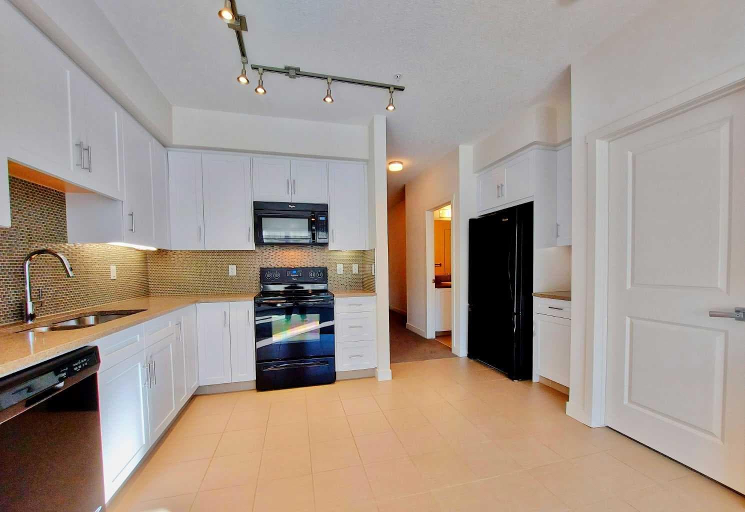 226, 25 AUBURN MEADOWS Avenue SE