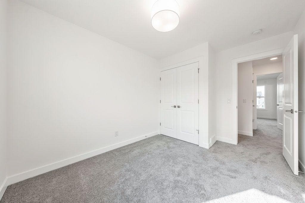 905, 525 River Heights Drive 