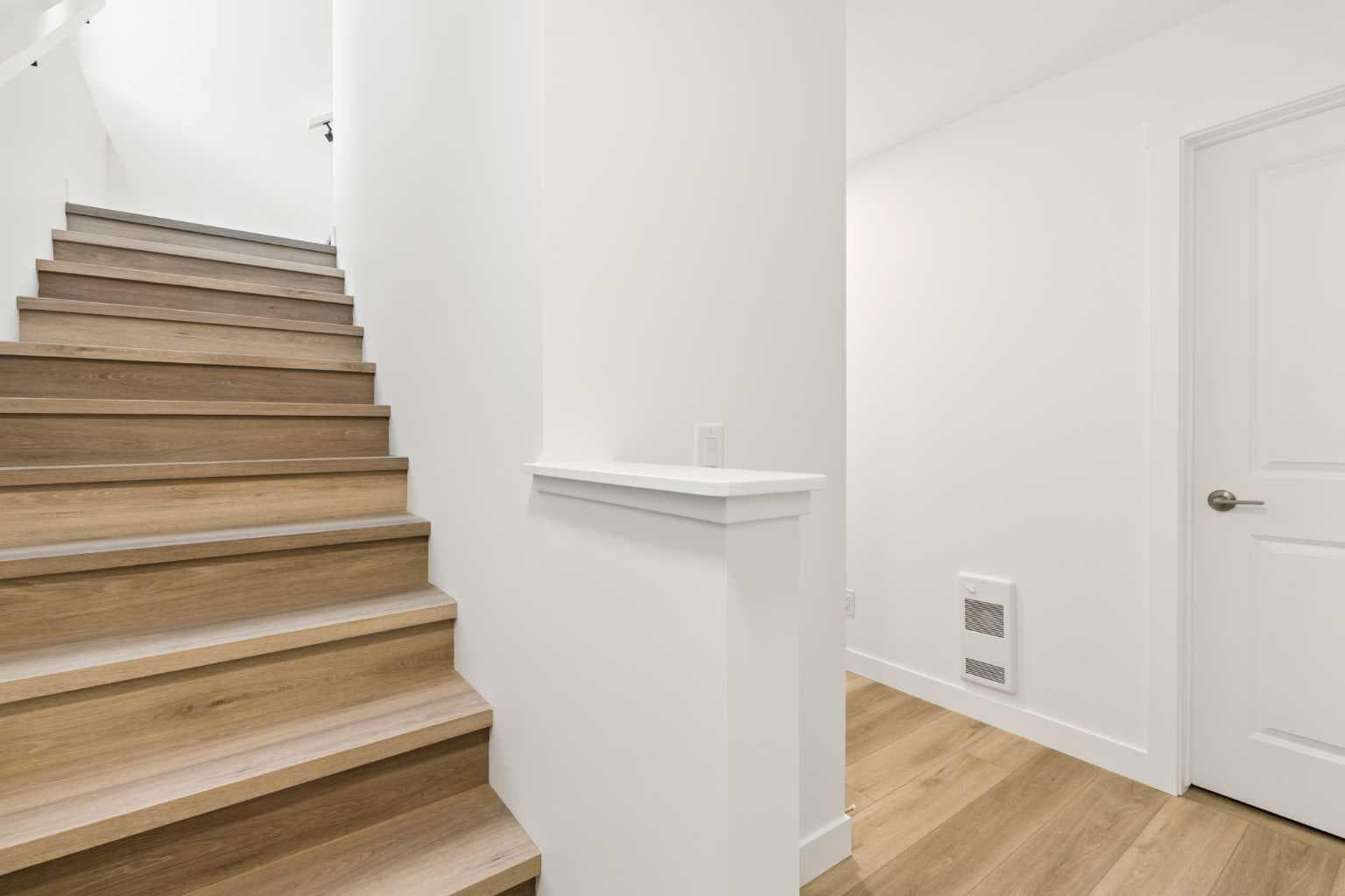 605 Sovereign Common SW