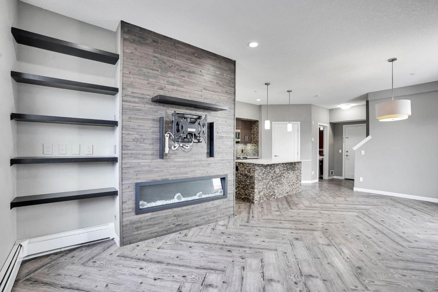228, 10 Westpark Link SW