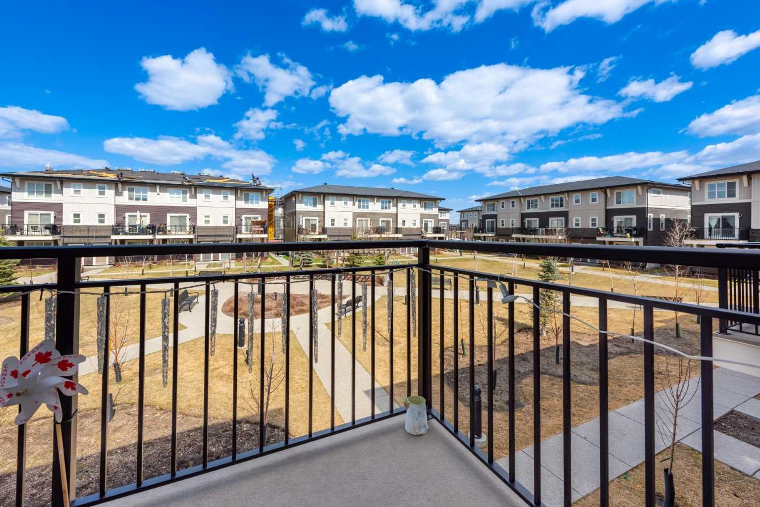 412, 30 Cornerstone Manor NE
