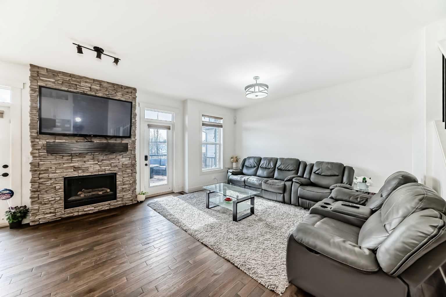 322 Reunion Green NW