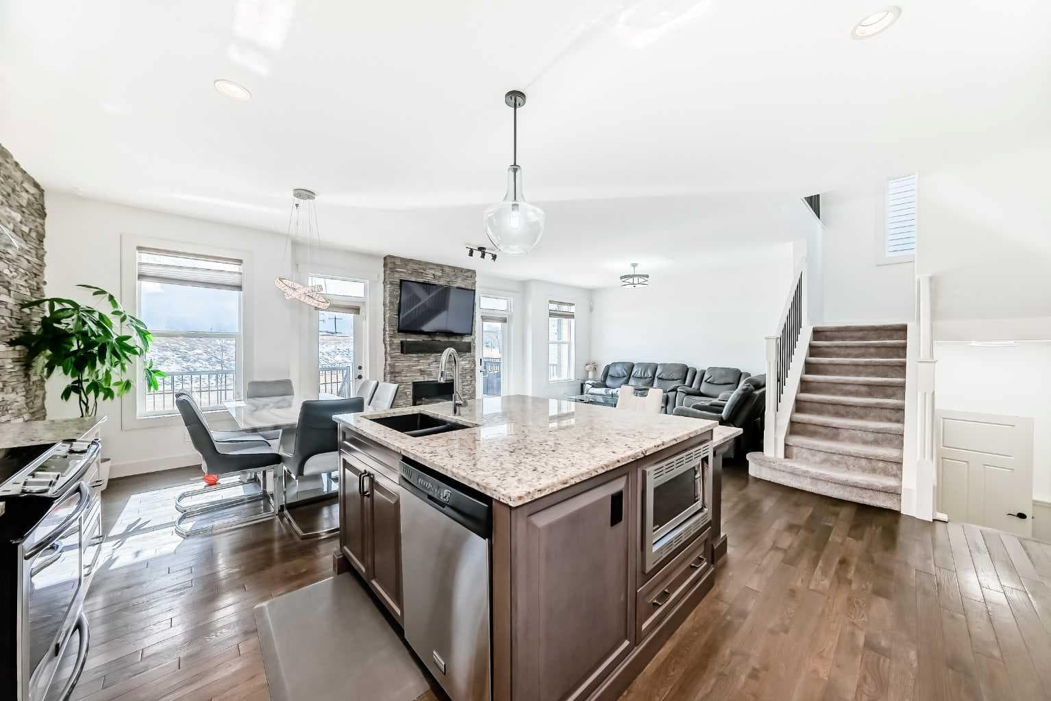 322 Reunion Green NW