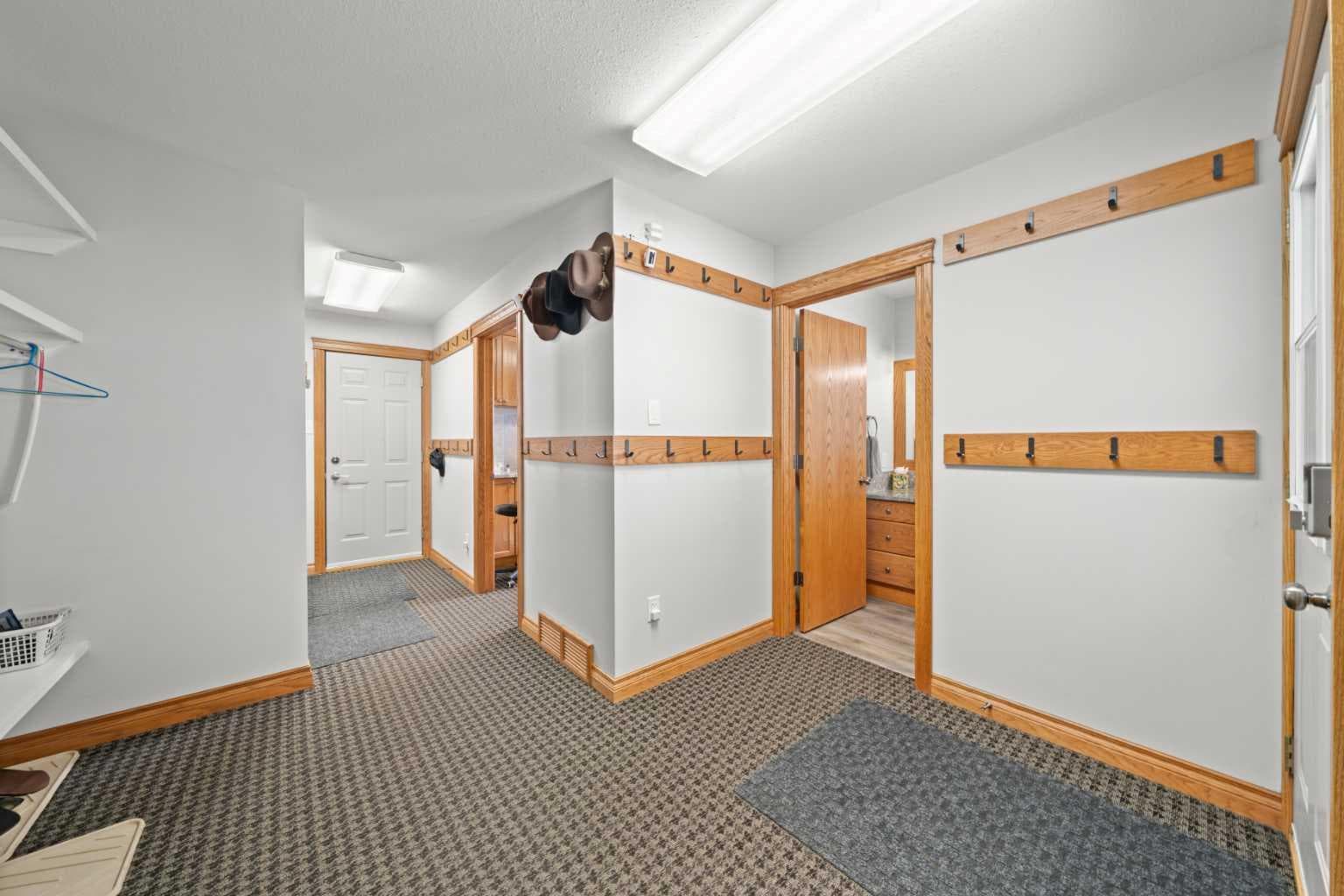 291055 Township Road 290  