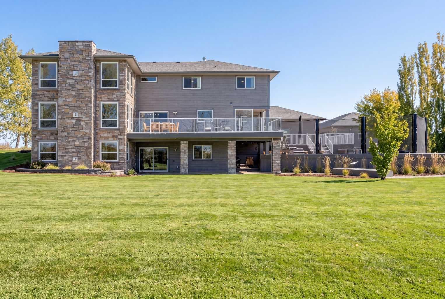 291055 Township Road 290  