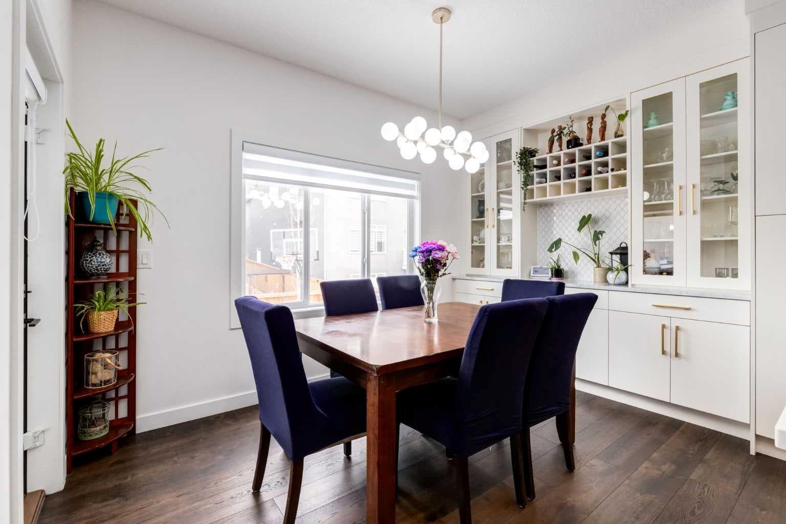 305 Kinniburgh Cove 