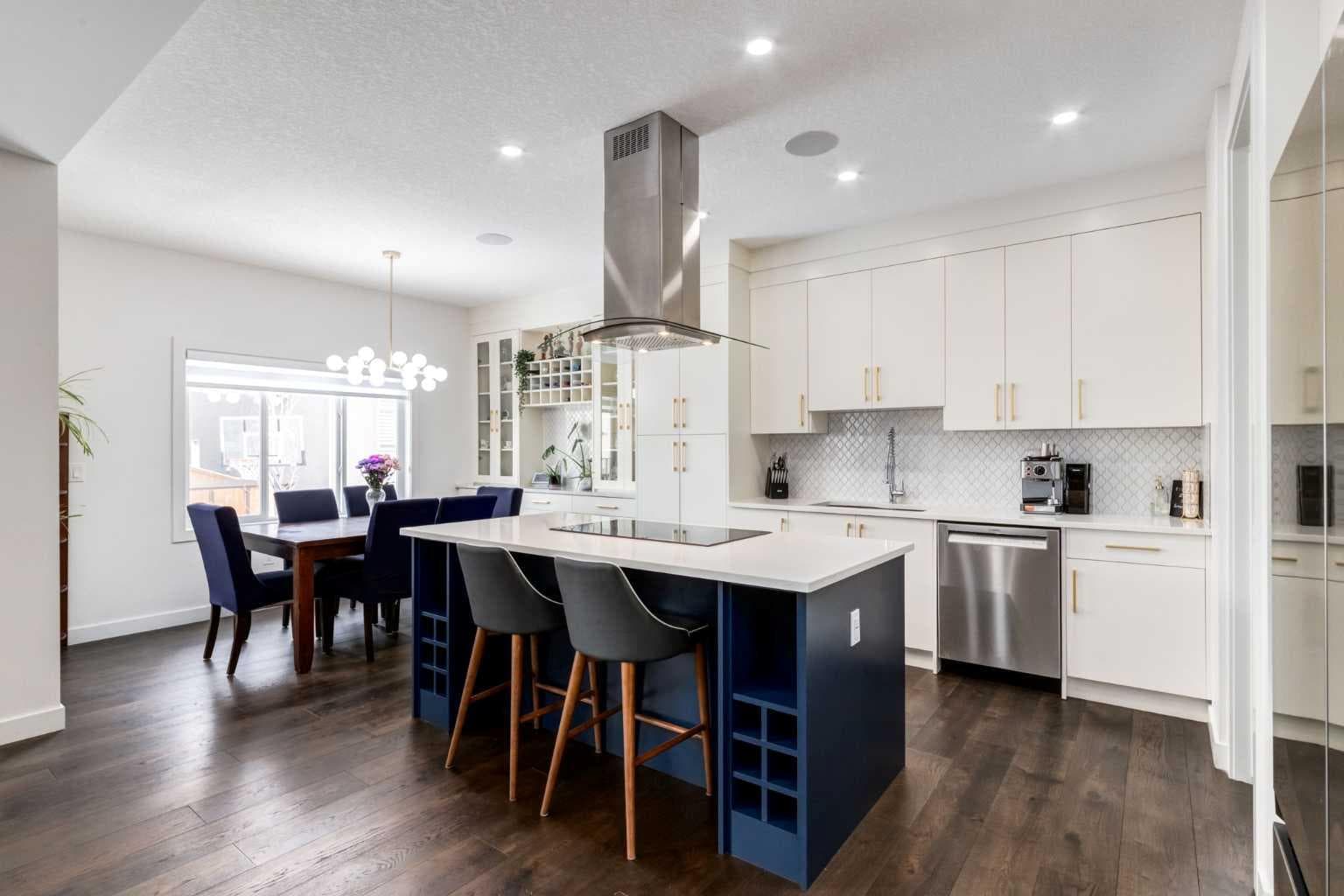 305 Kinniburgh Cove 