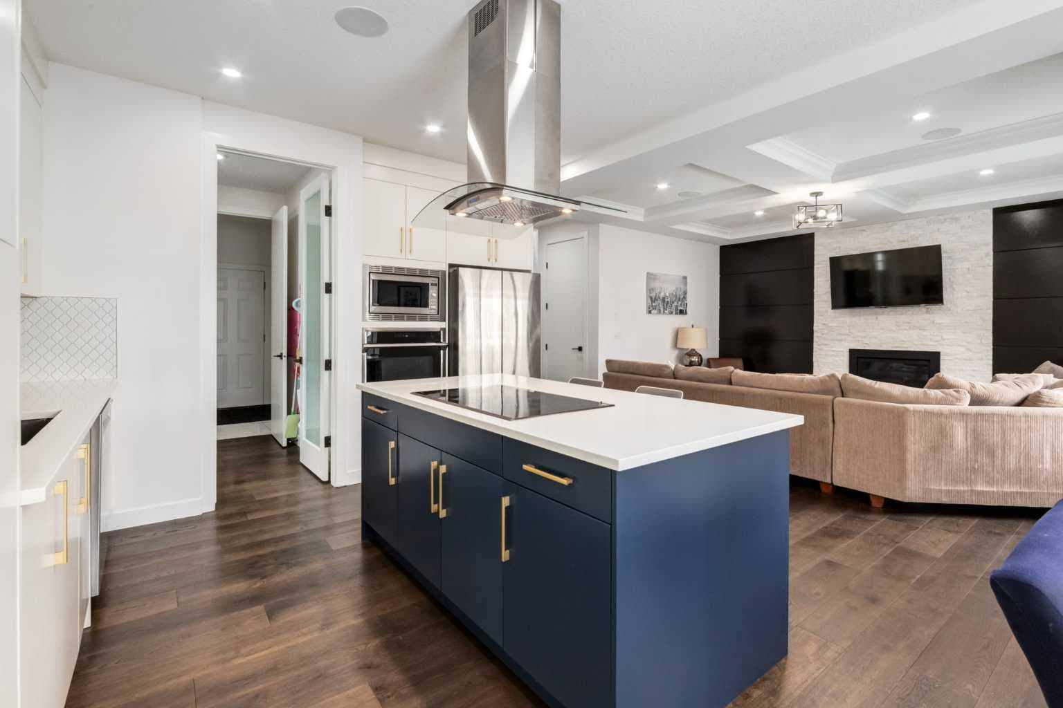 305 Kinniburgh Cove 
