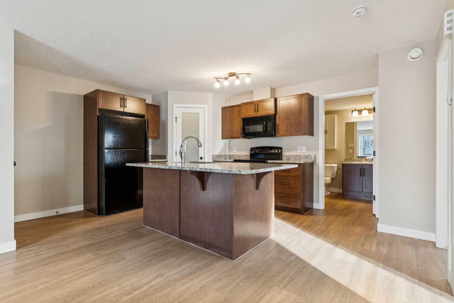 4102, 2781 Chinook Winds Drive SW