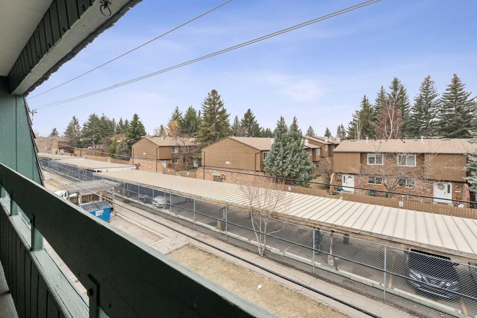 9302, 315 Southampton Drive SW